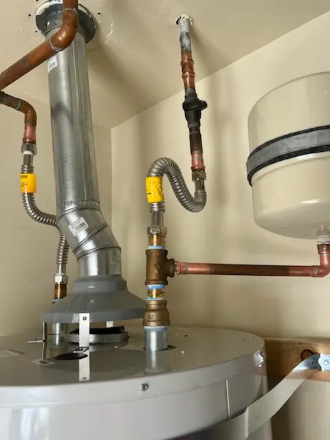 Water heater installation and plumbing repair in Wahneta